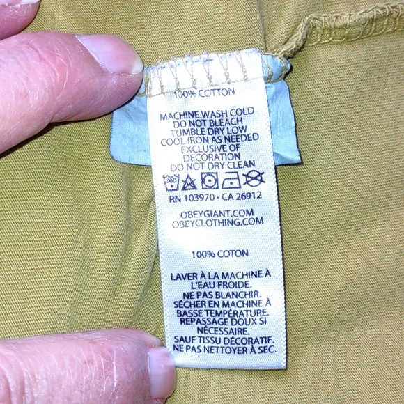 🎉Host Pick🎉 Women's Medium Obey T-Shirt - Picture 5 of 7